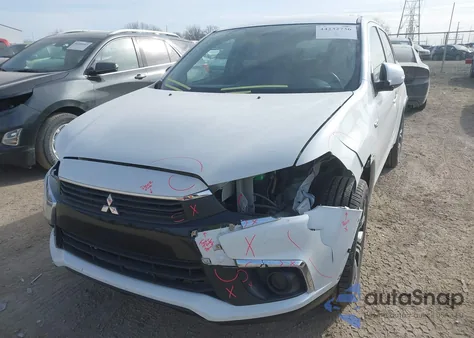 2017 Mitsubishi Outlander Sport 2.0 Le z USA, uszkodzony, nr VIN JA4AR3AU5HZ042775